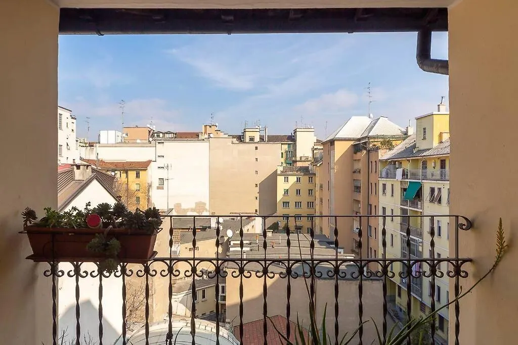 Apartment Central Station Comfort Suite - Duomo 15 Min Milan Italy