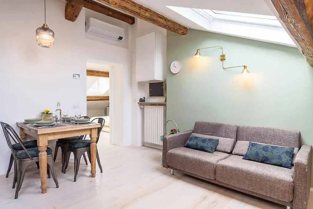 Central Station Comfort Suite - Duomo 15 Min Milan